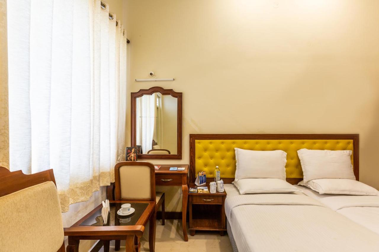 Kstdc Hotel Mayura Biligiri, Br Hills Honganoor エクステリア 写真
